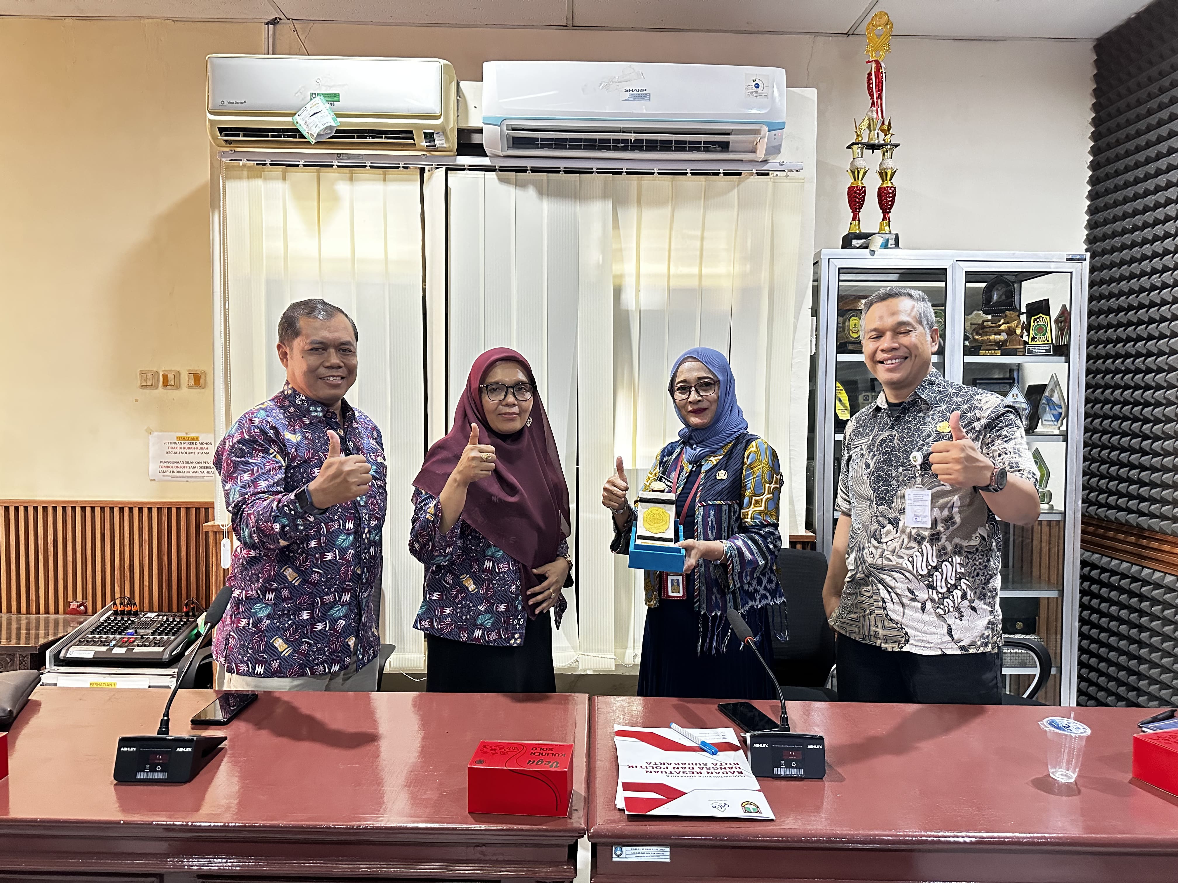 gambar berita